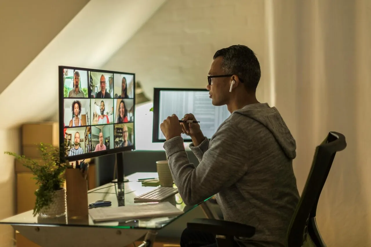 How Remote Work Is Closing Job Gaps in Low-Income Economies - Breedj